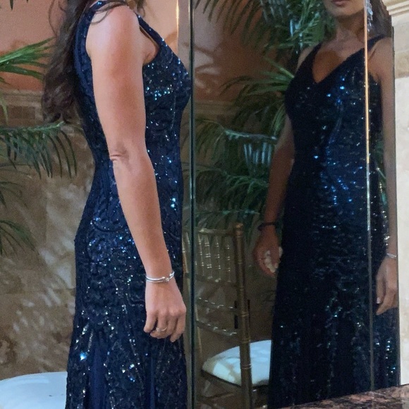 NW Peacock Ling formal dress - Picture 3 of 10